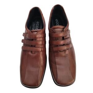 Ecco Women's Sz: 9.5 Leather Strap Loafers